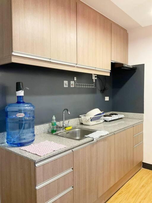Ar02 1Bedroom Condo Unit With Free Pool, Hbo, Netflix & Wifi Davao City Esterno foto